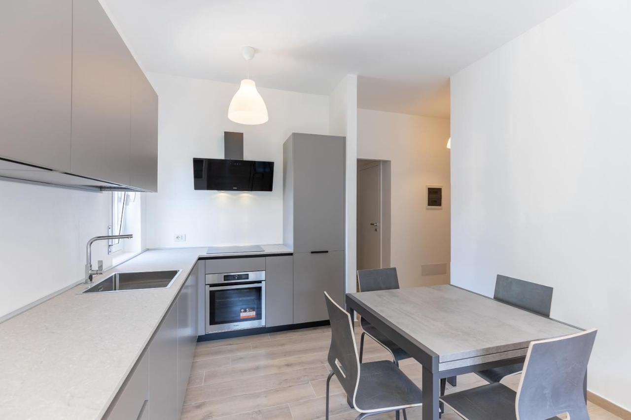 Alessia'S Flat- Milano M3 Corvetto Apartment Luaran gambar