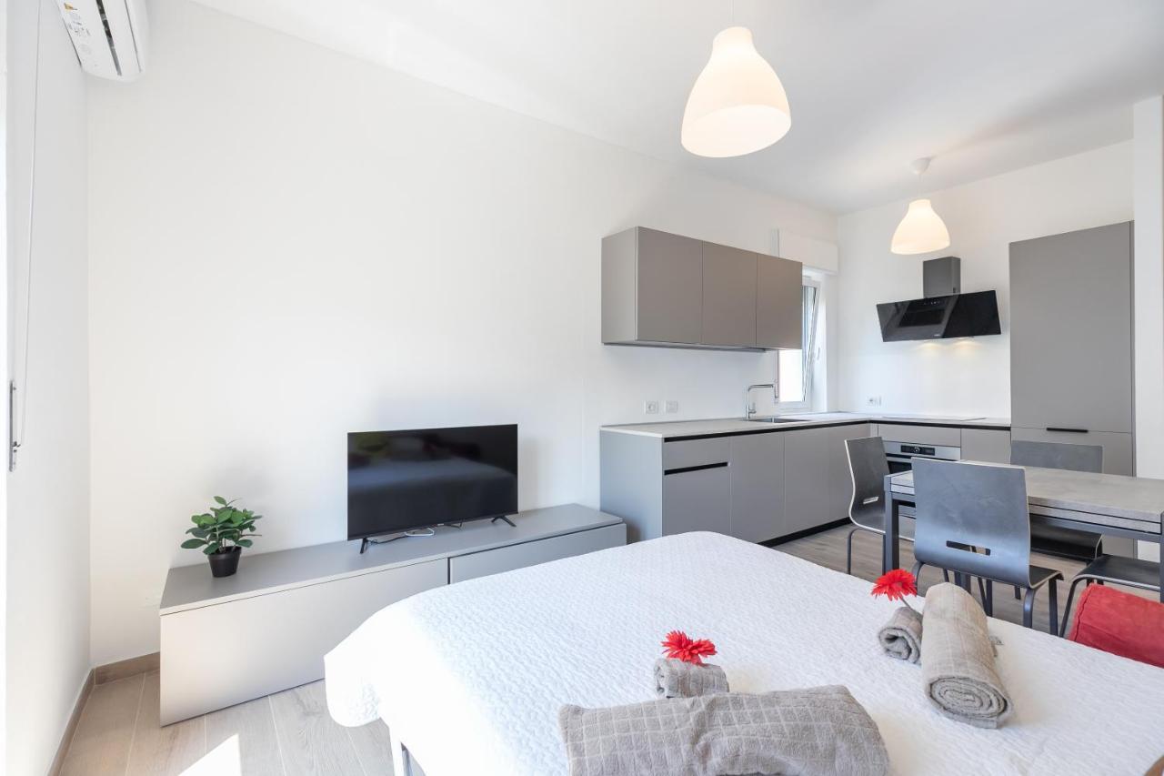 Alessia'S Flat- Milano M3 Corvetto Apartment Luaran gambar