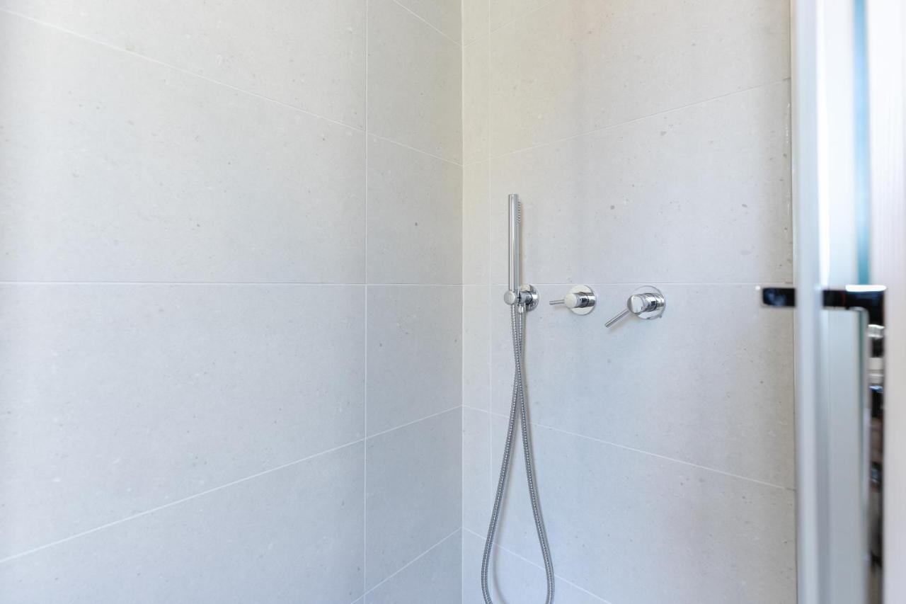 Alessia'S Flat- Milano M3 Corvetto Apartment Luaran gambar